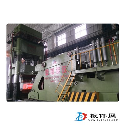 操作機(jī)8T全液壓操作機(jī)機(jī)械化生產(chǎn)設(shè)備安陽鍛壓生產(chǎn)