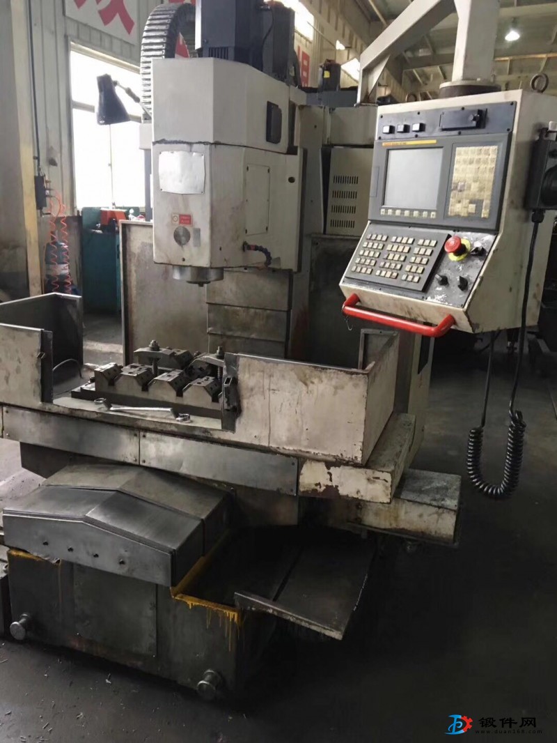 在位出售兩臺(tái)10年北京一機(jī)XKA714數(shù)控銑