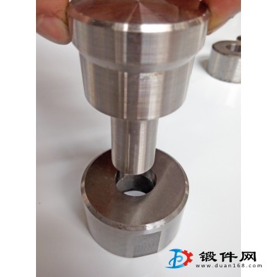 Q35Y系列液壓聯(lián)合沖剪機沖孔模具,